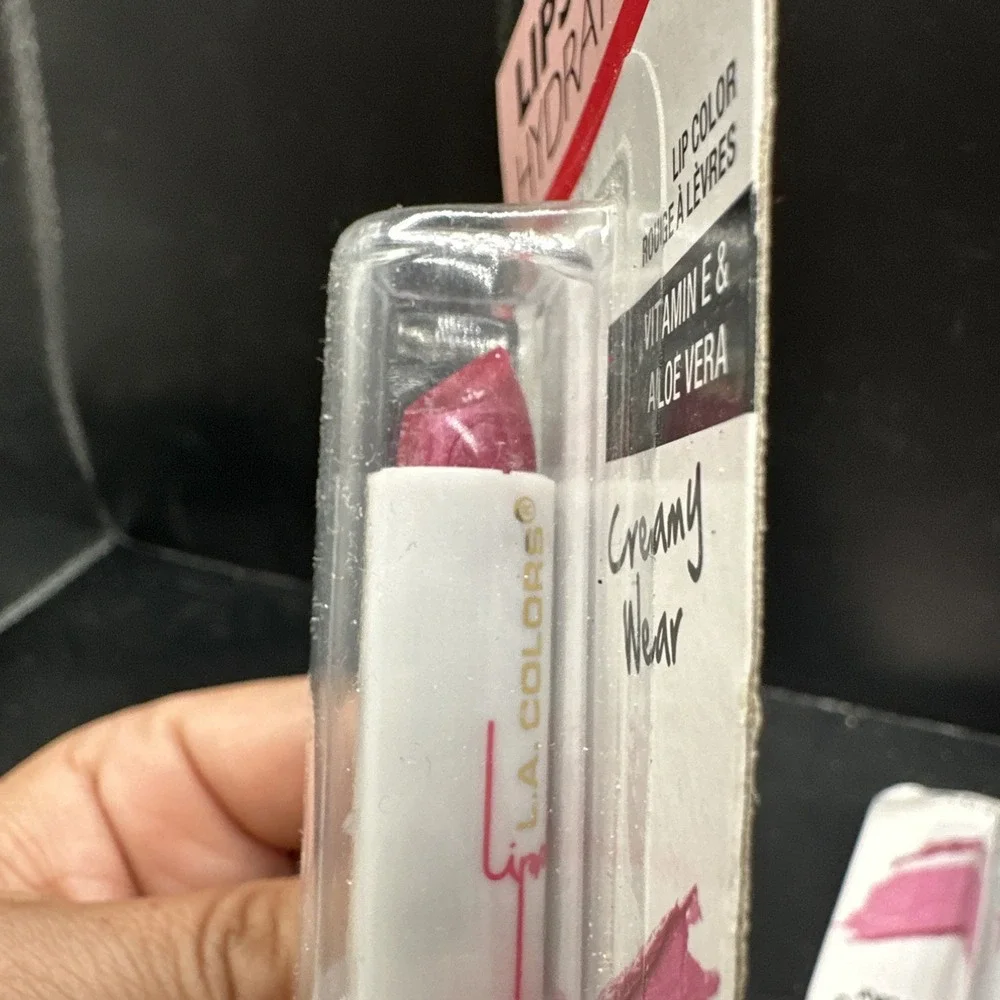 LA‎ COLORS BLC6 Dusty Rose CREAMY WEAR ALOE VERA VITAMIN E LIPSTICK Pack 2